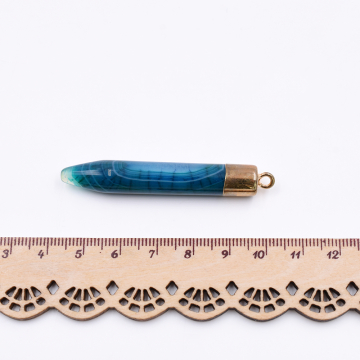 天然石チャーム 弾丸型  1カン ブルー 60x9mm ゴールド (1ヶ）