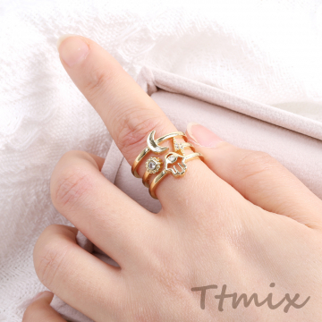 高品質デザインリング 指輪 ジルコニアリング 幅約17.5mm ゴールド（1ヶ）