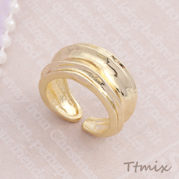 デザインリング 指輪 幅約10mm ゴールド（1ヶ）