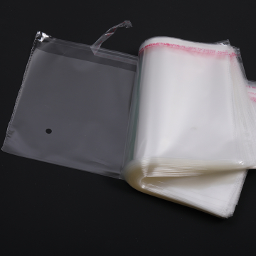 OPP袋 透明テープ付き 1穴 20×30cm（50枚）