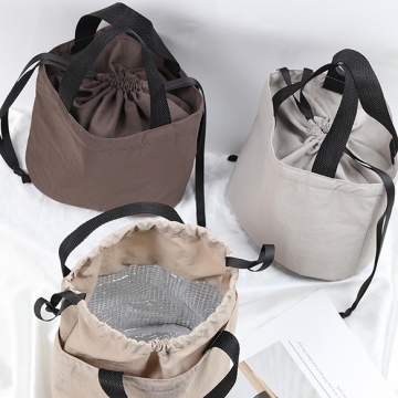 保温バッグ クーラーバッグ 保冷 保温 クール ホット 兼用 トートバッグ 巾着袋 14×16×19cm（1ヶ）