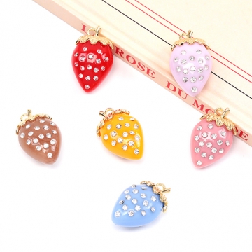 いちごチャーム イチゴ 石付き ストロベリー フルーツ アクリルチャーム 樹脂チャーム 約18×30mm（2ヶ）