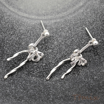 デザインピアス 丸玉 2パーツタイプ（リボン付き）耳の前後自由に取付可能 約9×23mm（1ペア）