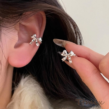 イヤーカフ 銅製 シンプル リボン 上品なデザイン 普段使いからフォーマルにも 約9×10mm（1ペア）