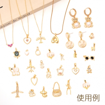 イニシャルチャーム ぷっくり英字チャーム アルファベットパーツ ゴールドカラー A E H I K O T 丸カン付き（1ヶ）