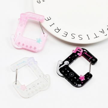 アクリルカラビナ 音楽プレイヤー型 推し活 アクリルキーホルダー ポップで可愛いアクリルカラビナ 約5.5×6.5cm（1ヶ）