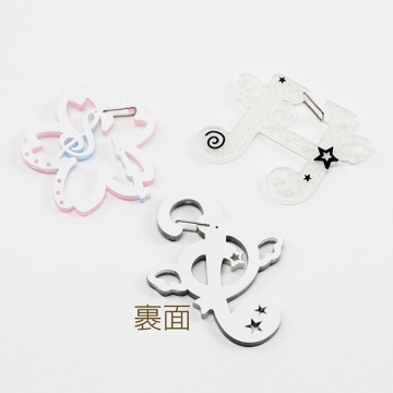 アクリルカラビナ 桜 さくら サクラ 音符型 推し活 アクリルカラビナ アクリルキーホルダー  約6.5×6.7cm（1ヶ）