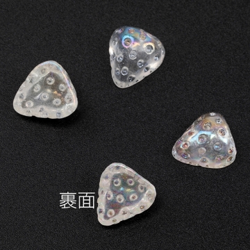 いちご貼付けパーツ ヘタなし 苺 イチゴ 樹脂カボション 貼り付け 樹脂パーツ オーロラ加工 クリア 約13×14mm（6ヶ）
