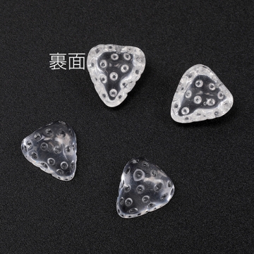 いちご貼付けパーツ ヘタなし 苺 イチゴ 樹脂カボション 貼り付け 樹脂パーツ クリアカラー 約13×14mm（6ヶ）