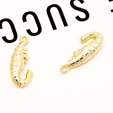 メタルチャーム エビ 海老 ロブスター 立体 海 マリンチャーム 約9×20mm（4ヶ）