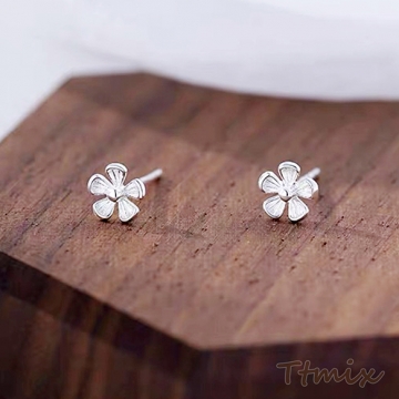 デザインピアス フラワー お花 ミニ シンプル ワンポイントピアス メタルピアス 約6.5mm（1ペア）
