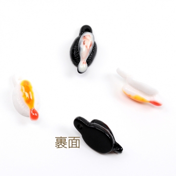 樹脂チャーム 海老 エビ お寿司 にぎり寿司 食品サンプル 立体 1穴 ミニチュアチャーム 約7×15mm（4ヶ）