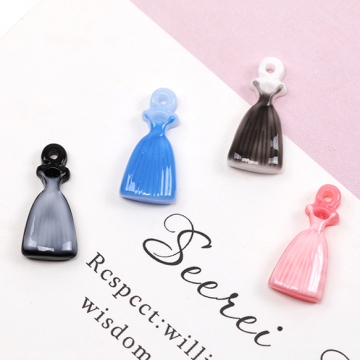 樹脂チャーム シフォン ドレス ワンピース ファッション エポ ミニチュアチャーム 約9×18mm（4ヶ）
