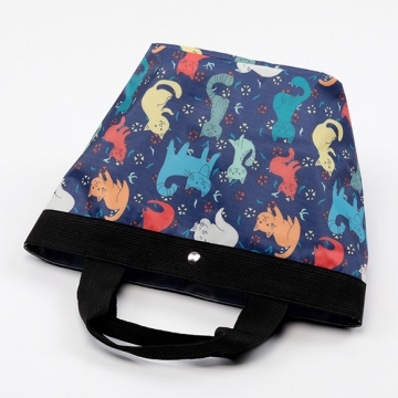 トートバッグ ネコ ねこ 猫柄 ホック付き 防水 おでかけ サブバッグ 収納ポーチ 約15×21×33cm（1ヶ）