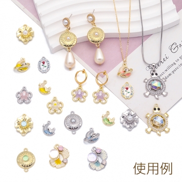 亀チャーム カメ ABSパール ストーン付き キラキラ マリンチャーム メタルチャーム 約22×31mm（2ヶ）