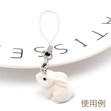 アニマルフロッキーチャーム うさぎ ウサギ 兎 動物 アニマル 樹脂チャーム 約22×24mm（1ヶ）