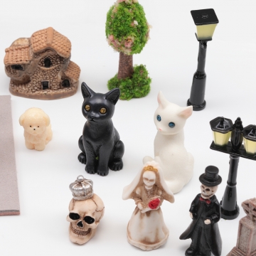 ミニチュア 犬 こいぬ わんこ ペット 動物 アニマル 樹脂パーツ 種類ミックス※ランダムのため選べません（4ヶ）