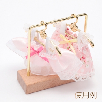 ミニチュアハンガー アンティーク風 レトロ ドール人形洋服ハンガー ドール衣装収納 約大6.5cm＆小4cm（4個セット）