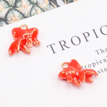エポチャーム きんぎょ 夏 風流 立体 金魚チャーム メタルチャーム 約14×17mm（2ヶ）