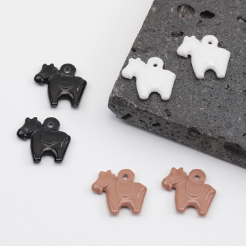 樹脂チャーム ポニー うま ウマ 乗馬 動物 アニマル 馬チャーム 約12×13mm（6ヶ）
