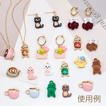 フロッキーチャーム くま クマ 熊 テディベア リボン 半面 くまチャーム メタルチャーム 約14×18mm（2ヶ）