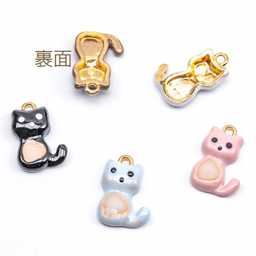 エポチャーム キュート 手描き こねこ ネコ 猫 半面 猫チャーム メタルチャーム 約12×18mm（4ヶ）