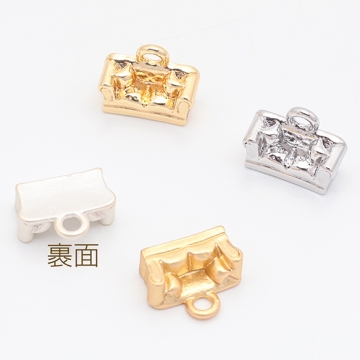 家具チャーム クッション付き ソファ 椅子 チェア ミニチュア メタルチャーム 約7×9mm（6ヶ）