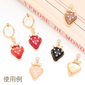 いちごチャーム イチゴ 苺 果物 半面 フルーツチャーム約14×24mm（4ヶ）