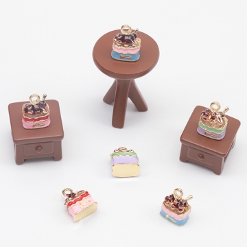 エポチャーム ケーキモチーフ ショートケーキチャーム スイーツチャーム ミニチュアフード 1カン 約8×10mm (2ヶ)