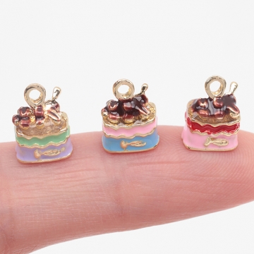 エポチャーム ケーキモチーフ ショートケーキチャーム スイーツチャーム ミニチュアフード 1カン 約8×10mm (2ヶ)