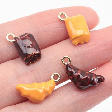 エポチャーム クロワッサンモチーフ クロワッサンチャーム スイーツチャーム ミニチュアパン 1カン 約8×19mm (2ヶ)