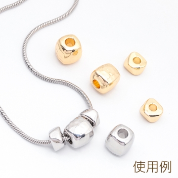 スペーサービーズ スクエア 角丸 筒状 表面凹凸加工 メタルビーズ 約11×11mm（4ヶ）