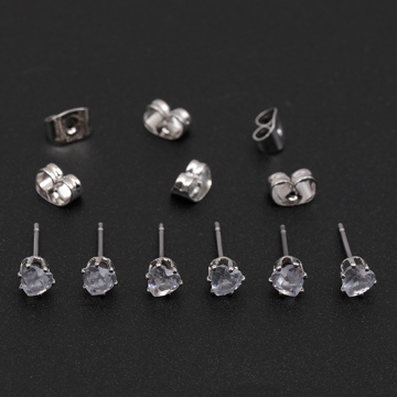 デザインピアス シンプル ハートのジルコニア キラキラ メタルピアス 約5mm（6ヶ）