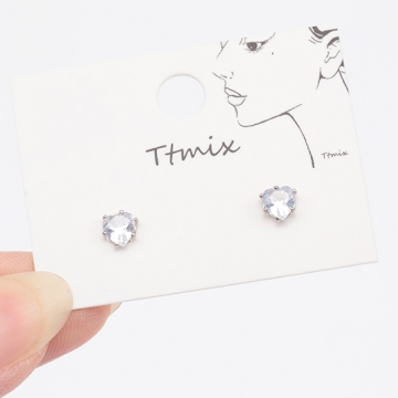 デザインピアス シンプル ハートのジルコニア キラキラ メタルピアス 約5mm（6ヶ）