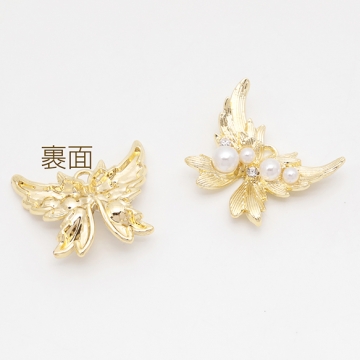 蝶チャーム ちょうちょモチーフ ストーン＆ABSパール付き 半面 メタルチャーム 約22×24mm（2ヶ）