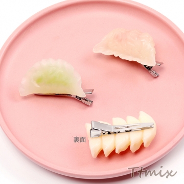 ヘアクリップ 食品サンプルヘアクリップ 焼き餃子 ミニチュアフード前髪クリップ