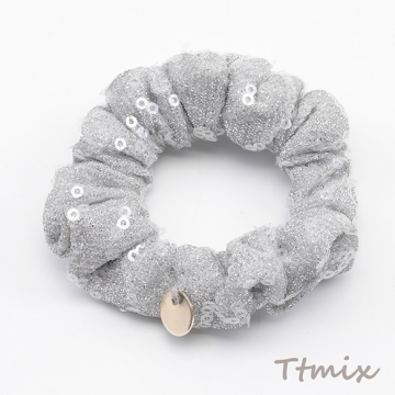 シュシュ スパンコール シルバー ヘアゴム 髪留め 髪飾り ヘアアクセサリー ※訳ありサービス品 返品不可（1ヶ）