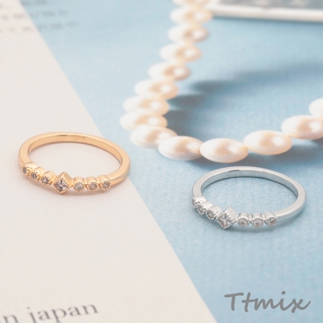 デザインリング キラキラ ストーン付き メタルリング ゴールド/ロジウムカラー 13号内径約17mm(幅約3.5mm)（1ヶ）