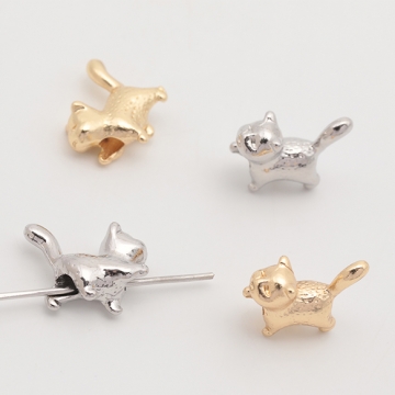 スペーサービーズ ネコ こねこ 猫 横向き おさんぽ 立体 メタルビーズ 約12×15mm（6ヶ）