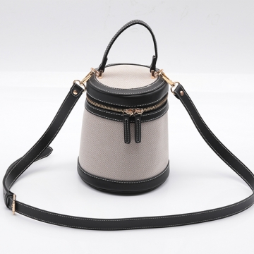 ショルダー紐 PUレザー 長さ調節可能 持ち手 ストラップ ベルト バッグ カバン 鞄 肩ひも 付替 約2×125cm（1本）