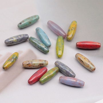 チェコ調ガラスビーズ ロングオーバル チェコガラス風 アンティーク風 カラーランダム 約4×12mm（20ヶ）