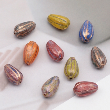 チェコ調ガラスビーズ かぼちゃ型 ドロップメロン チェコガラス風 アンティーク風 カラーランダム 約8×13mm（10ヶ）