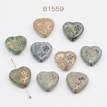 チェコ調ガラスビーズ お花模様入り ハート型 チェコガラス風 アンティーク風 カラーランダム 約16×16mm（8ヶ）