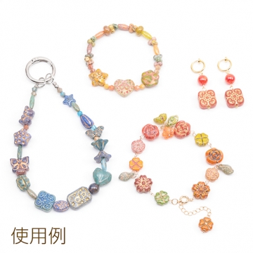 チェコ調ガラスビーズ 花模様 金色入り フラワー チェコガラス風 アンティーク風 カラーランダム 約13×13mm（6ヶ）