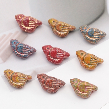 チェコ調ガラスビーズ ことり 小鳥 チェコガラス風 アンティーク風 カラーランダム 約11×21mm（6ヶ）