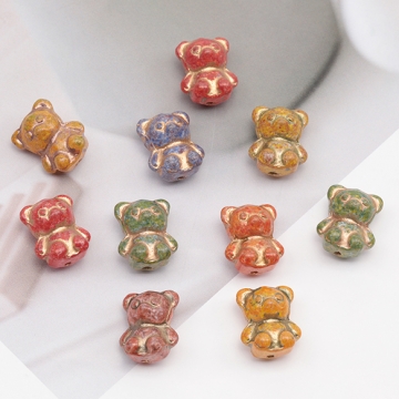 チェコ調ガラスビーズ くま クマ 小熊 テディベア チェコガラス風 アンティーク風 カラーランダム 約12×14mm（8ヶ）