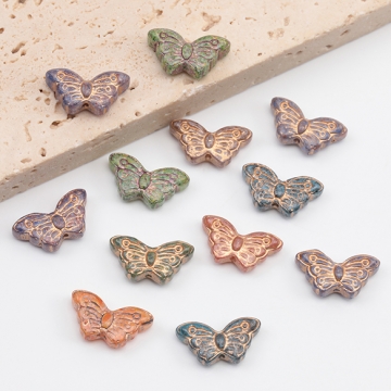 チェコ調ガラスビーズ ちょうちょ バタフライ 蝶々 チェコガラス風 アンティーク風 カラーランダム 約8×15mm（15ヶ）