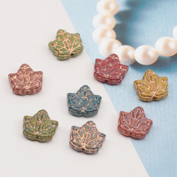 チェコ調ガラスビーズ カエデの葉 リーフ チェコガラス風 アンティーク風 カラーランダム 約12×13mm（10ヶ）