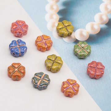 チェコ調ガラスビーズ 四つ葉 クローバー フラワービーズ チェコガラス風 アンティーク風 カラーランダム 約10mm（10ヶ）