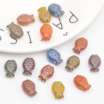 チェコ調ガラスビーズ さかな サカナ 魚 チェコガラス風 アンティーク風 カラーランダム 約10×15mm（10ヶ）